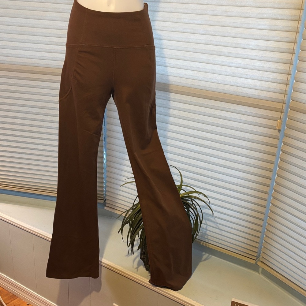 Chic Wide Leg Women's Pants in Chocolate Brown